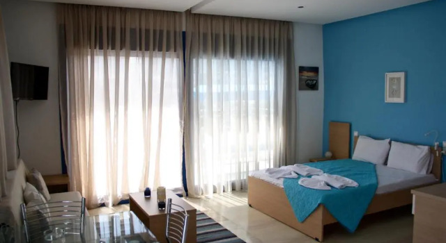Апартаменты с балконом SunOrama Apts-Studios