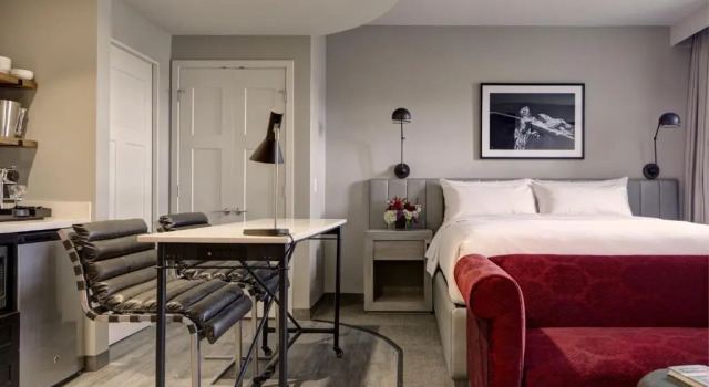 Люкс Deluxe Archer Hotel Seattle/Redmond
