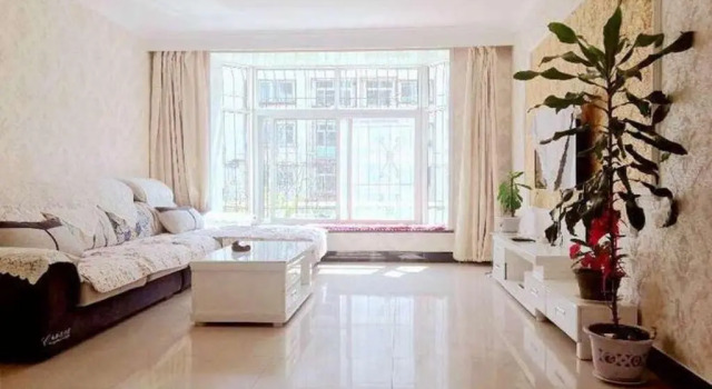 Апартаменты Beidaihe Haizhilian Holiday Apartment