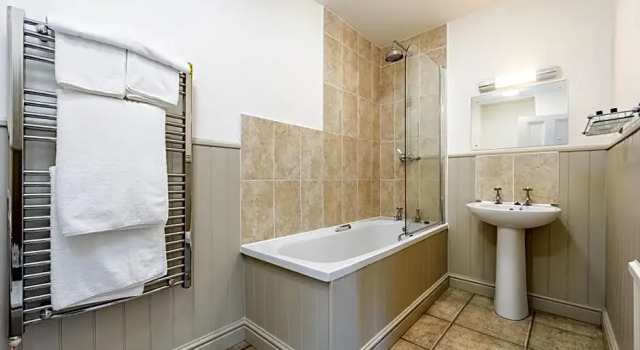 Трёхместный номер Classic Best Western Walton Park Hotel