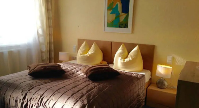 Hotel Sonnenhof, Забронировать Отель Мерциг земля Саар