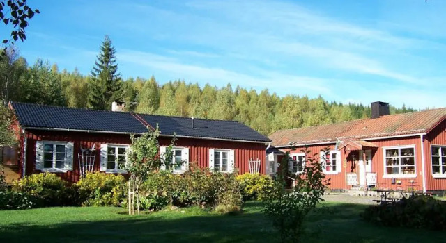 Nya Skogsgården Hostel, Book Hostel Hotels in Svealand with Parking, Parking
