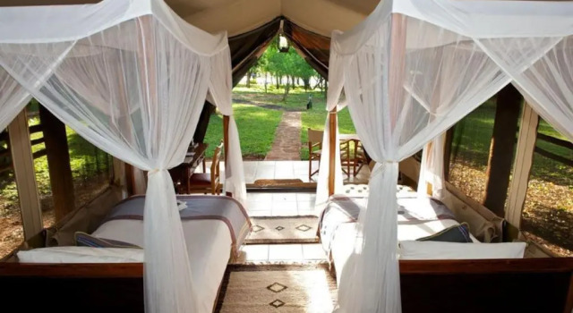 Voyager Ziwani Tented Camp, Réserver Hôtel Ziwani Taita Taveta