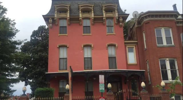 Mt Vernon Square Bed and Breakfast, Забронировать Отель Вашингтон Округ Колумбия, рядом с Ю-стрит