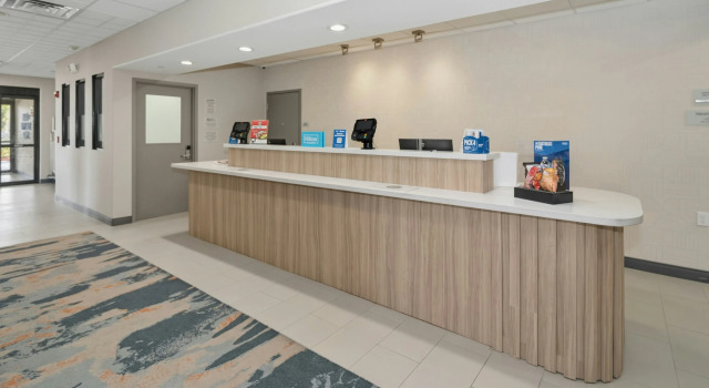 Hampton Inn & Suites Pharr, Забронировать Отель Отели Фарр 3 звезды, 3*