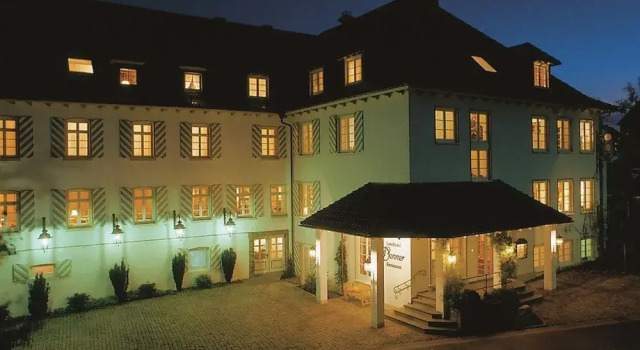Landhotel Donner, Забронировать Отель Мешеде 