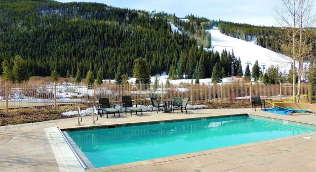 Номер Standard с балконом 1 Bedroom Colorado Mountain Vacation Rental in River Run Village with Convenient Access to Ski Slopes