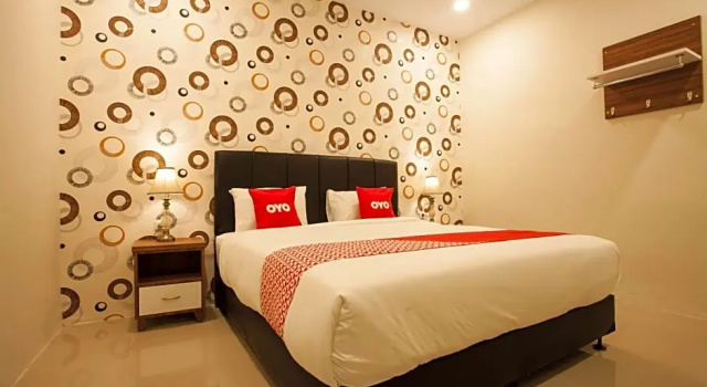 Двухместный номер Deluxe Hotel O Medan City Near Sun Plaza Formerly Residence Anugrah