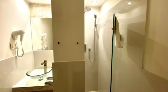 Двухместный номер Standard с балконом Villa Garden Kutno Centrum