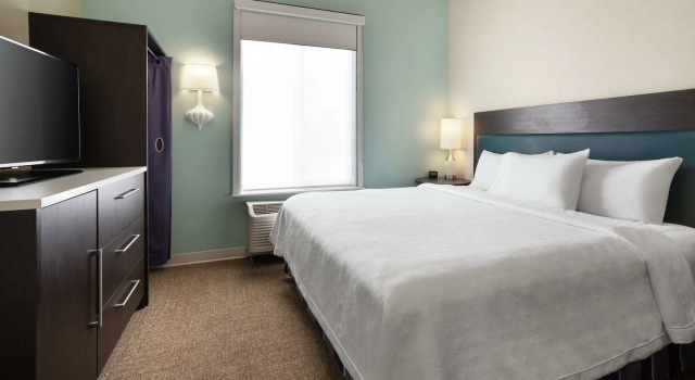 Home2 Suites by Hilton Anchorage / Midtown