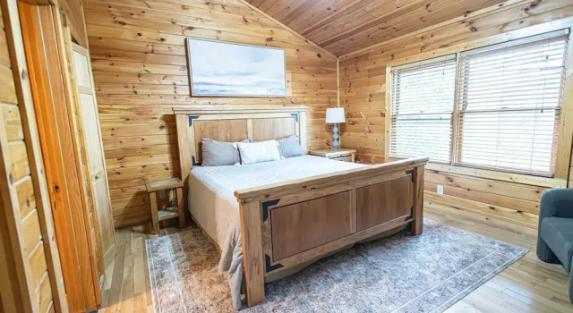 Номер Standard Majestic Springs Lodge 3 Bedroom Cabin by RedAwning