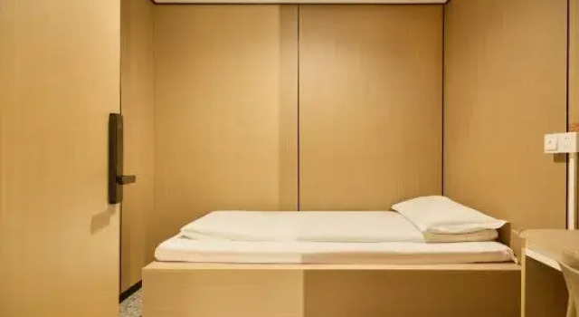 Кровать в общем номере Zhu Xiao Ding Hotel (Beijing Chaoyang 798 Art Zone Wangjingnan Subway Station Branch)