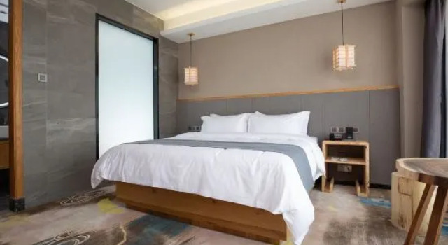 Люкс Business Mando Hotel