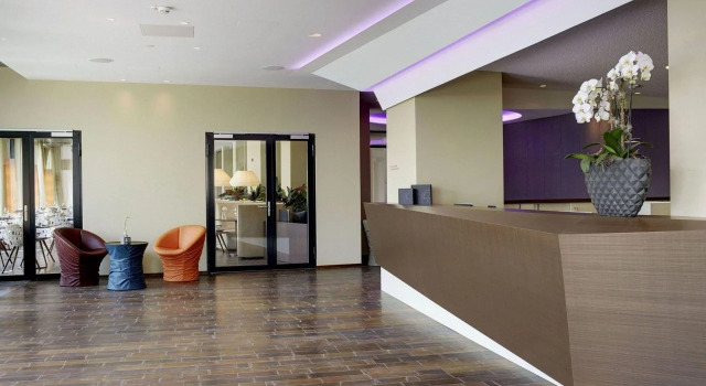 Campus Hotel Hertenstein, Забронировать Отель Бизнес-отели Веггис, 4* 5*