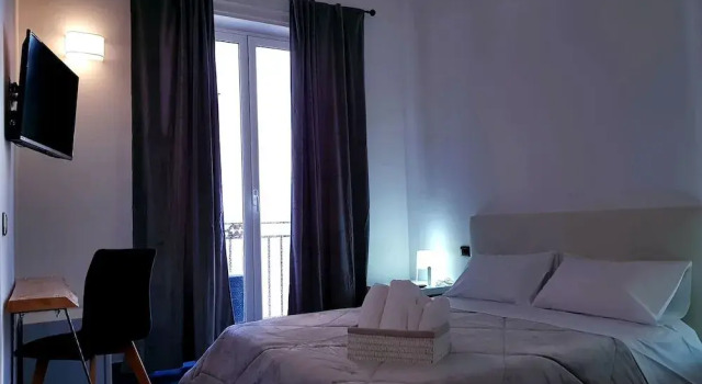 Oi Pe B&B, Забронировать Отель «постель и завтрак» Отели Палермо с завтраком, рядом с Кафедральный собор, Завтраки