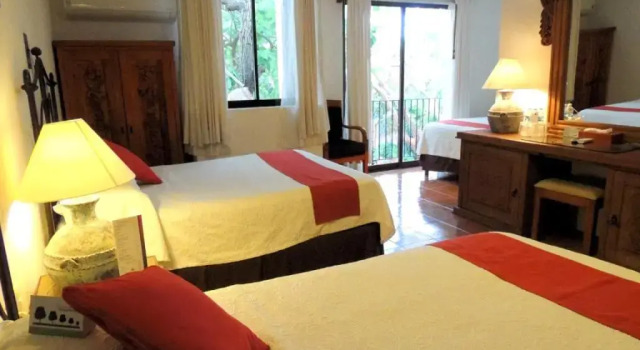 Семейный номер Superior Hotel Meson del Marques