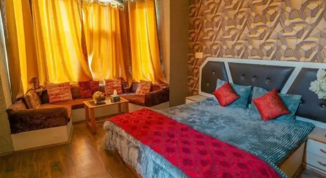 Номер Deluxe Rozan Jaai Orchard Hotel