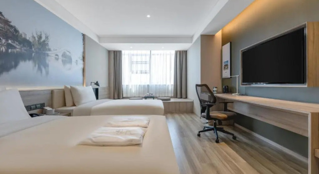 Двухместный номер Superior Atour Hotel Baoji Gaoxin South High-speed Railway Station Xingzheng Avenue