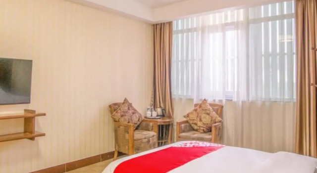Двухместный номер Deluxe Foshan Taitian Hotel