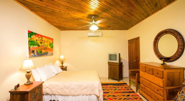 Номер Standard West EndSunset Villas 10B