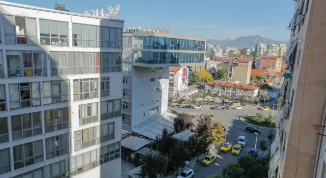 Апартаменты Miku Apartment-Spectacular 1BD At Komuna e Parisit