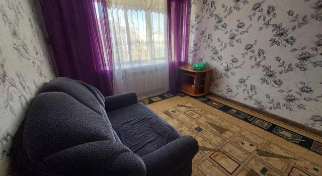 Kvartira posutochno, Забронировать Отель Отели Акмолинской области с парковкой, Парковка