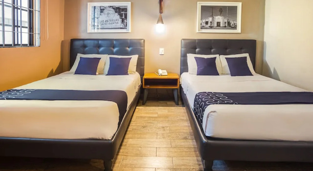 Четырёхместный номер Standard Hotel del Centro