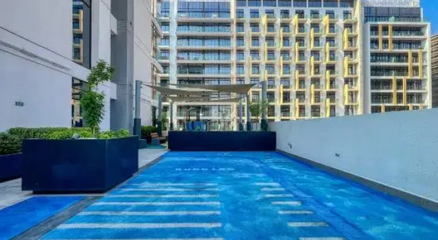 Azizi Riviera 63 Luxe Studio with a Modern Twist, Забронировать Отель Отели Дубая с бассейном, Бассейн