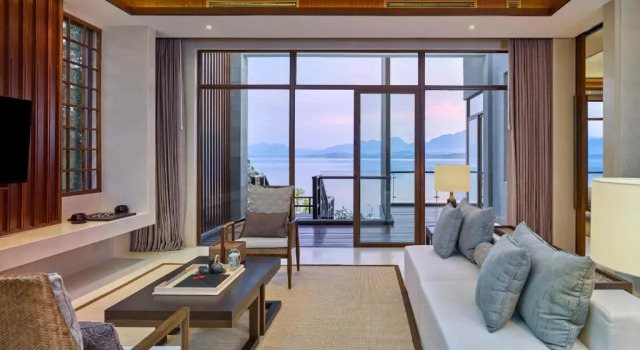 Вилла Lushan West Sea Resort, Curio Collection by Hilton