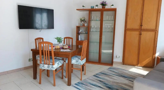 HOME Vittoria ² lago di Como, Prenota Appartamento Hotel a Como con parcheggio, Parcheggio