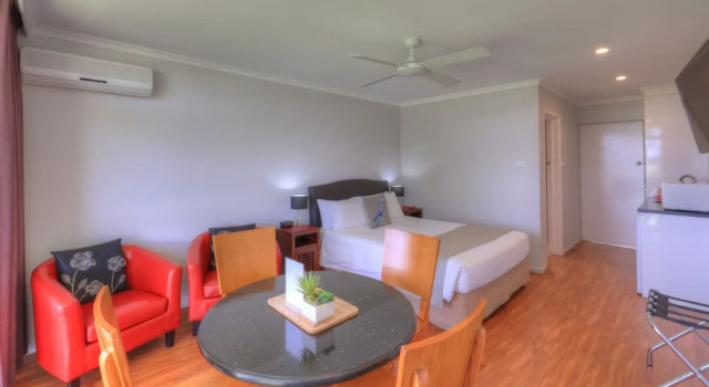 Номер Deluxe Atherton Motel