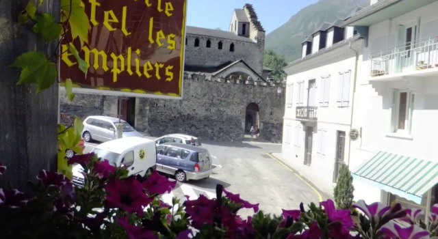 Одноместный номер Standard Hôtel Les Templiers