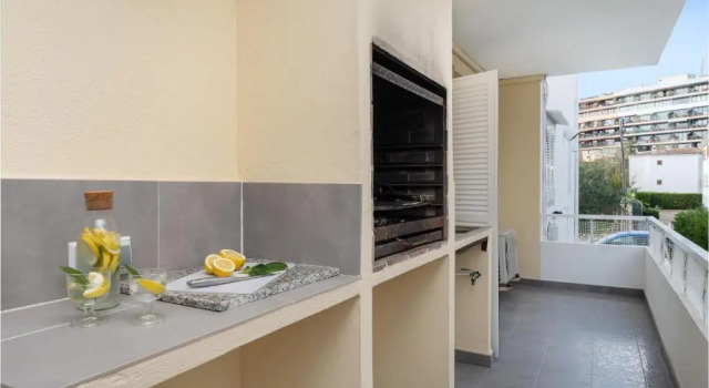 Апартаменты Apartamento Concha junto a playa, CLAVELLS 1 1ER D