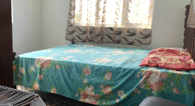 House With in Pereybere With Pool Access and Enclosed Gard