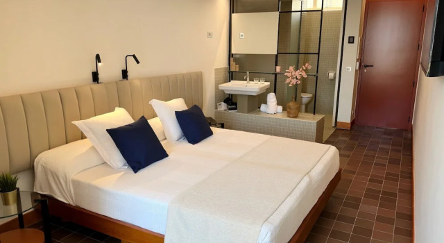 Номер Standard с балконом и с видом на бассейн Hotel SunClub CalaVinya