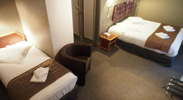 Номер Standard Hôtel de lAviation