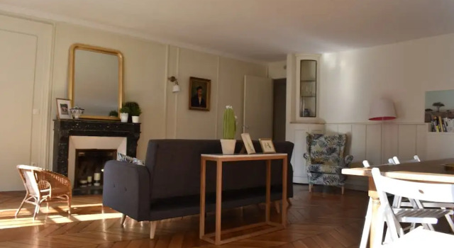 Spacious 2 Bedroom Apartment in Paris 2nd, Забронировать Апартаменты/квартира Апартаменты Парижа, рядом с Art France Academie, Апартаменты/квартира