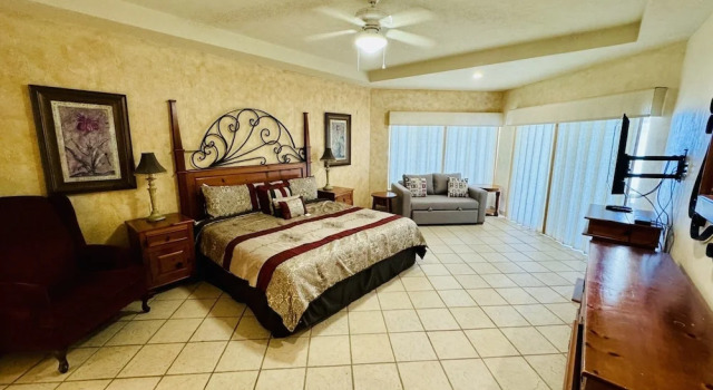 Stunning 3 Bedroom Beach Villa on Sandy Beach at Las Palmas Beachfront ResortV18 3 Villa by RedAwning, Book Villa Puerto Penasco Sonora