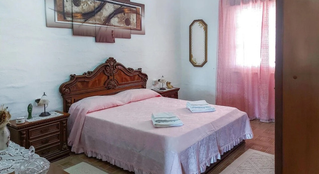 Beautiful Home in Gonnesa With 2 Bedrooms, Buchen Sie Hotel Gonnesa 