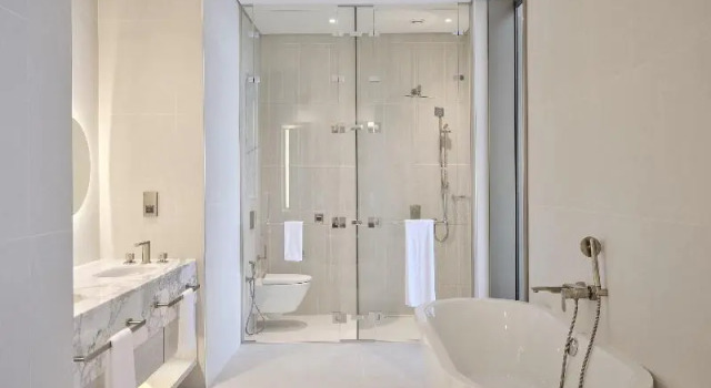 Люкс c 1 комнатой Arabella Beach Hotel Kuwait, Vignette Collection by IHG