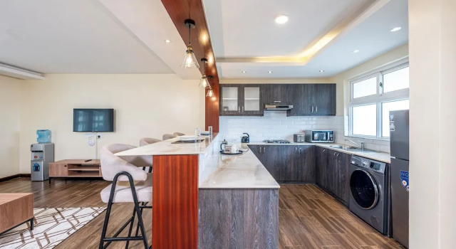 Семейные апартаменты с 2 комнатами Roma Court Serviced Apartments