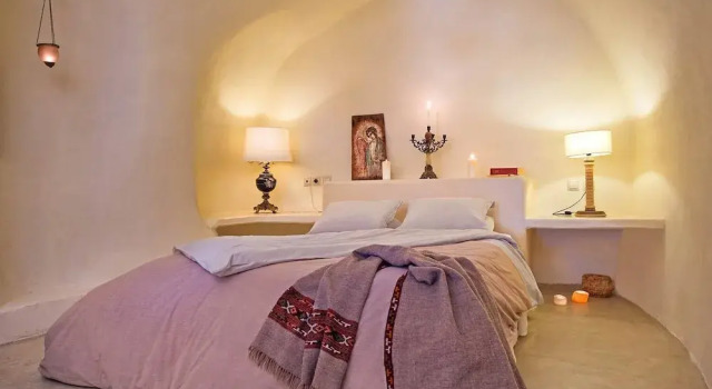 Real Santorini Cave House far From the Crowds, Book Vacation Home Vothonas Greece