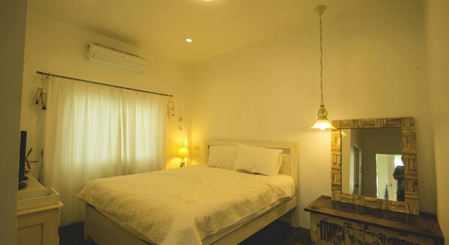 Sight-Seaing At Phala Beach, Забронировать Отель Отели Бан-Чанг 3 звезды, 3*