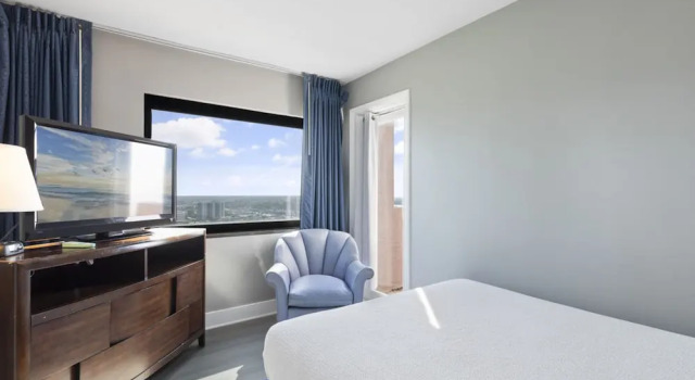 Luxury 3BR at Palms by Hosteeva, Забронировать Апартаменты/квартира Апартаменты Южной Каролины, Апартаменты/квартира
