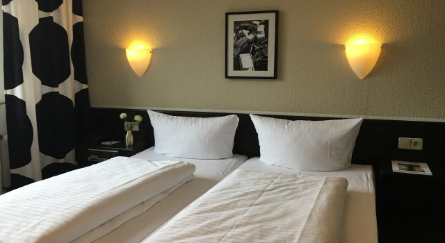 rugs HOTEL Köln, Prenota Hotel Rodenkirchen Colonia