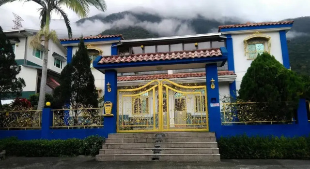 Sun Lu Holiday Homestay