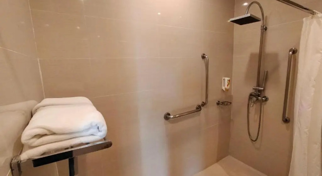 Номер Superior Hotel Kimberly Tagaytay