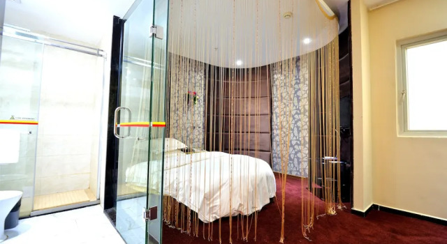 Borrman Hotel Guangzhou Sanliyuan Metro Station, Boek Hotel Hotels in Guangdong met parkeren, Parkeren