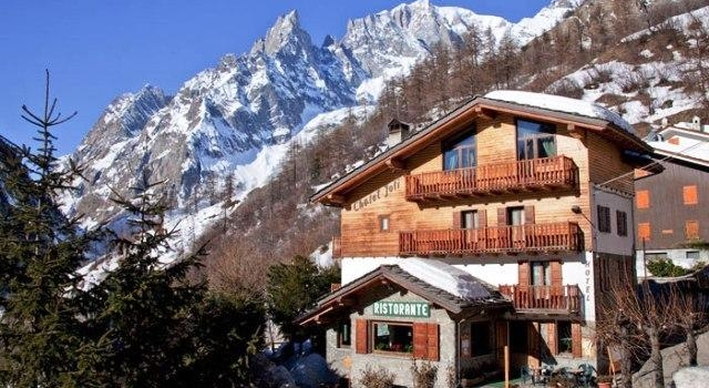 Hotel Chalet Joli