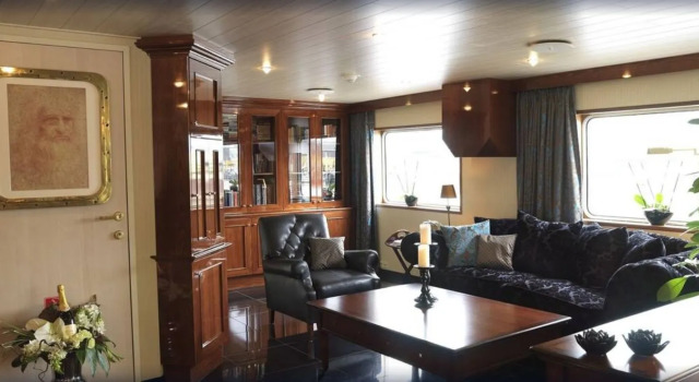 Crossgates Hotelship 3 Star - Osthafen - Frankfurt, Забронировать Отель  